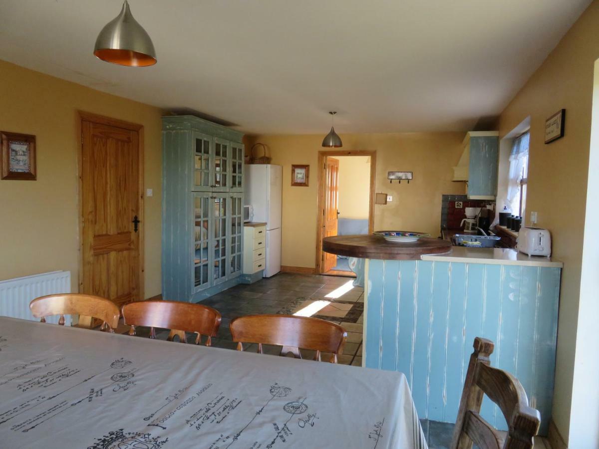 Letterfrack Mountain Farm Cottage On Farm In Village Centre Zewnętrze zdjęcie