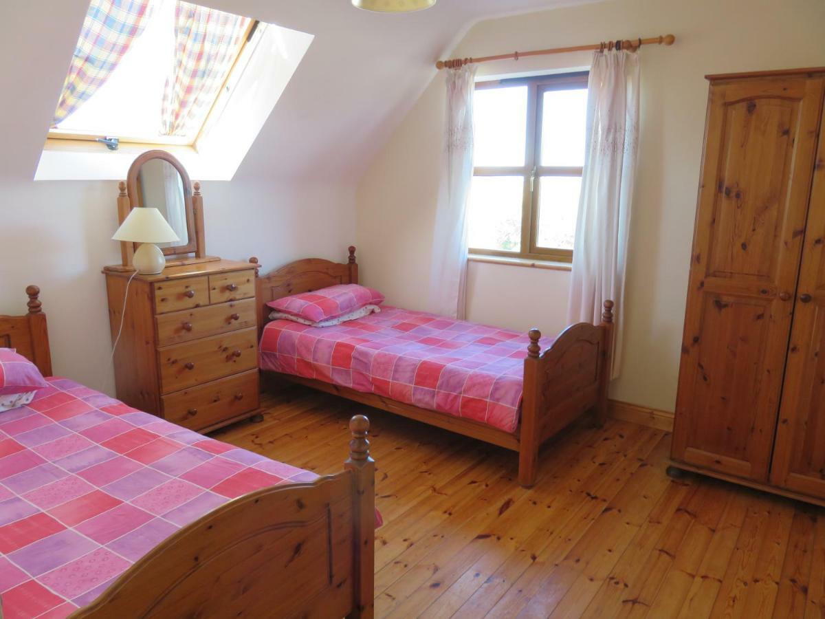 Letterfrack Mountain Farm Cottage On Farm In Village Centre Zewnętrze zdjęcie
